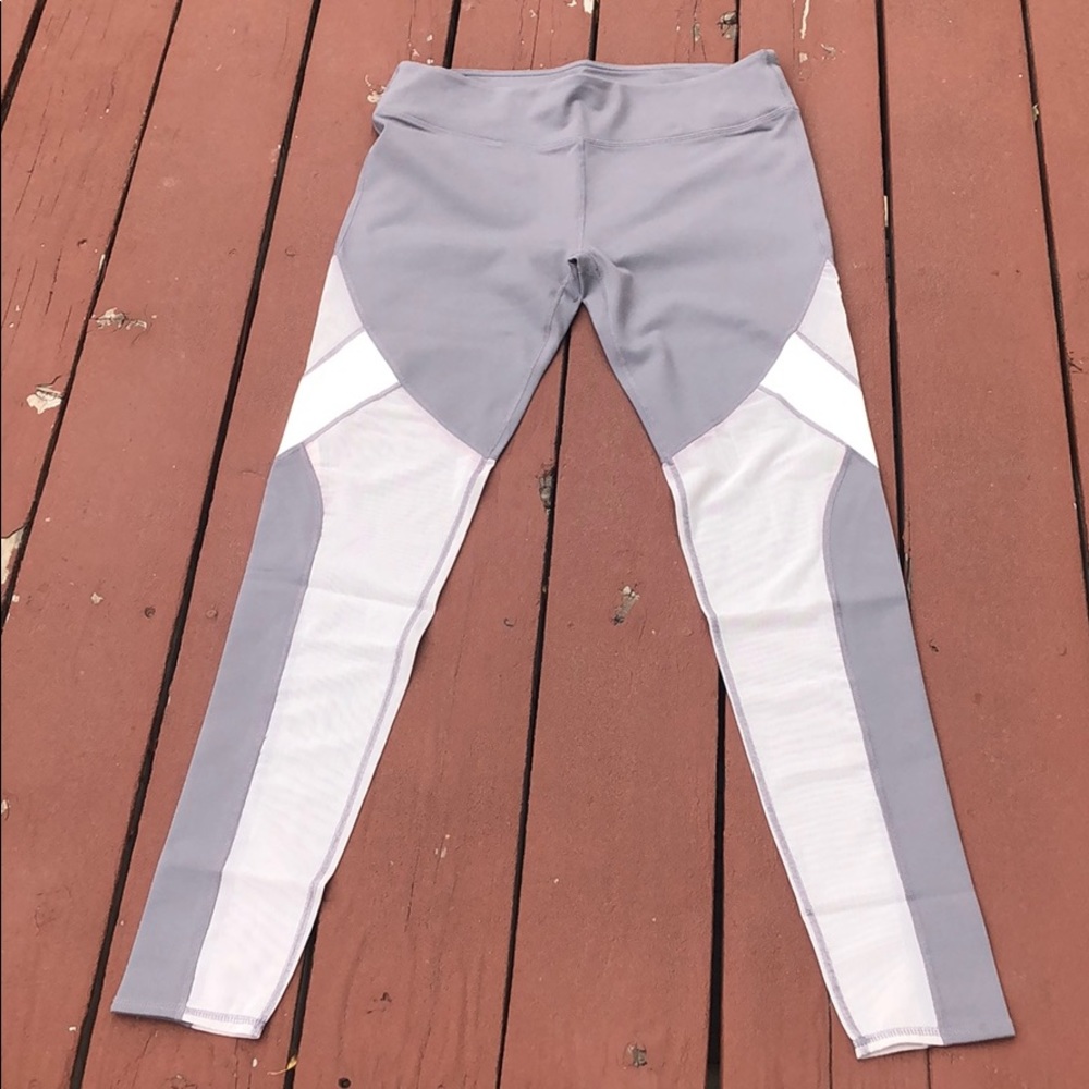 NWT FABLETICS BREANN LEGGING, GREY, TALL LARGE